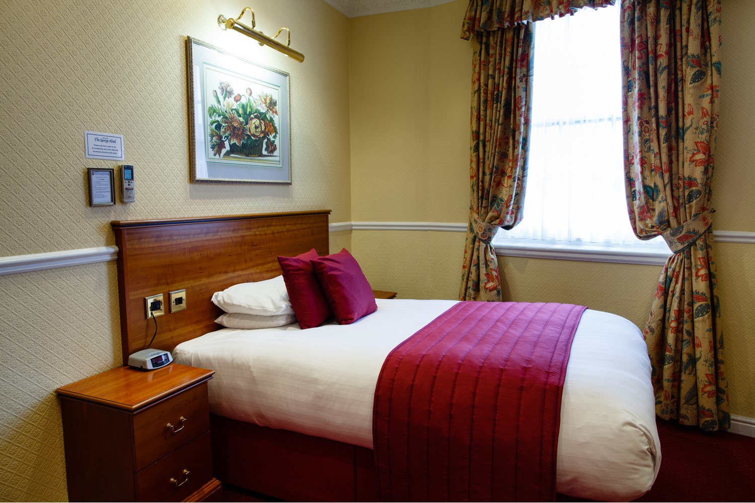 The George Hotel